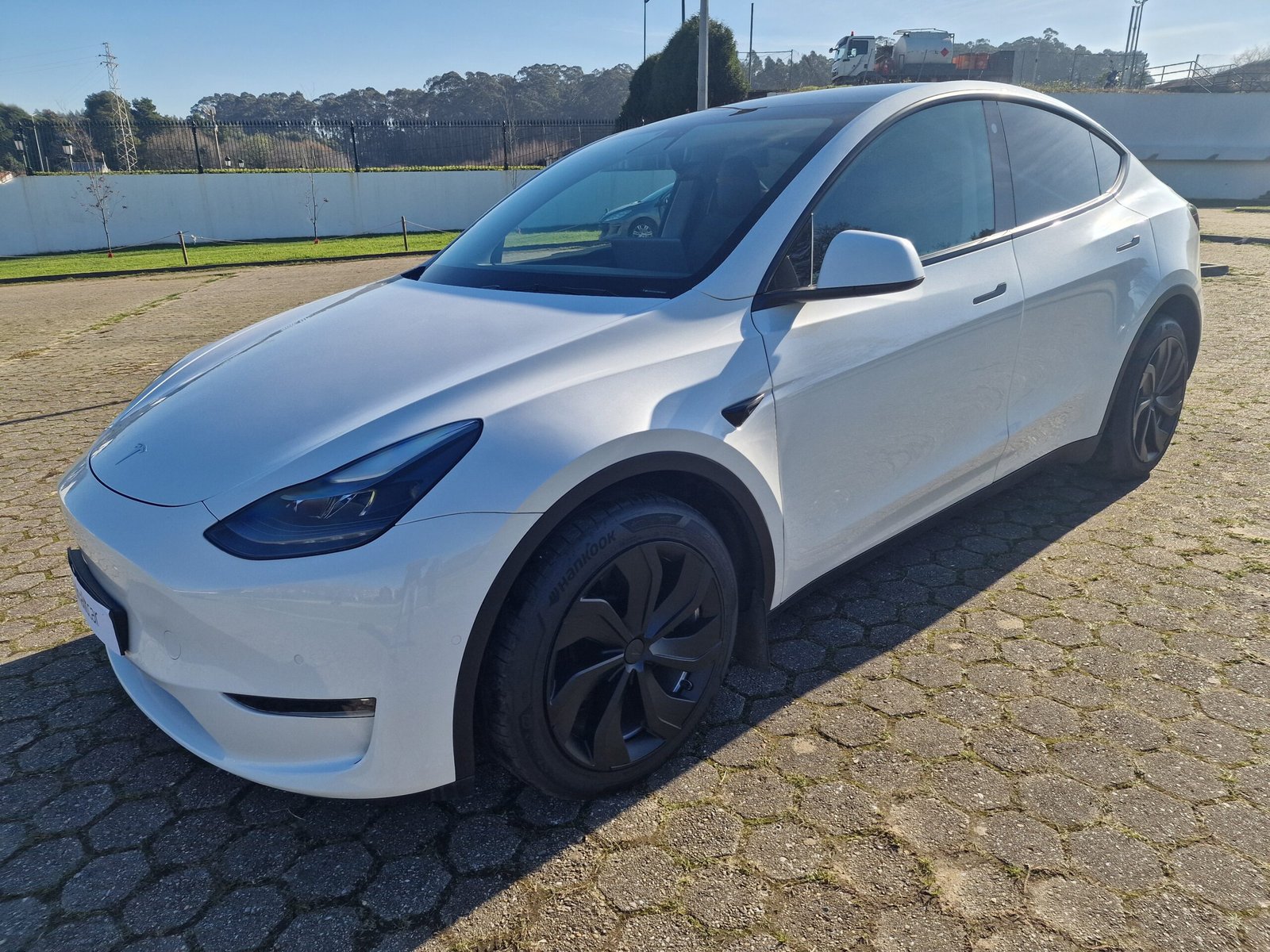TESLA MODEL Y - LONG RANGE DUAL MOTOR AWD - Image 5