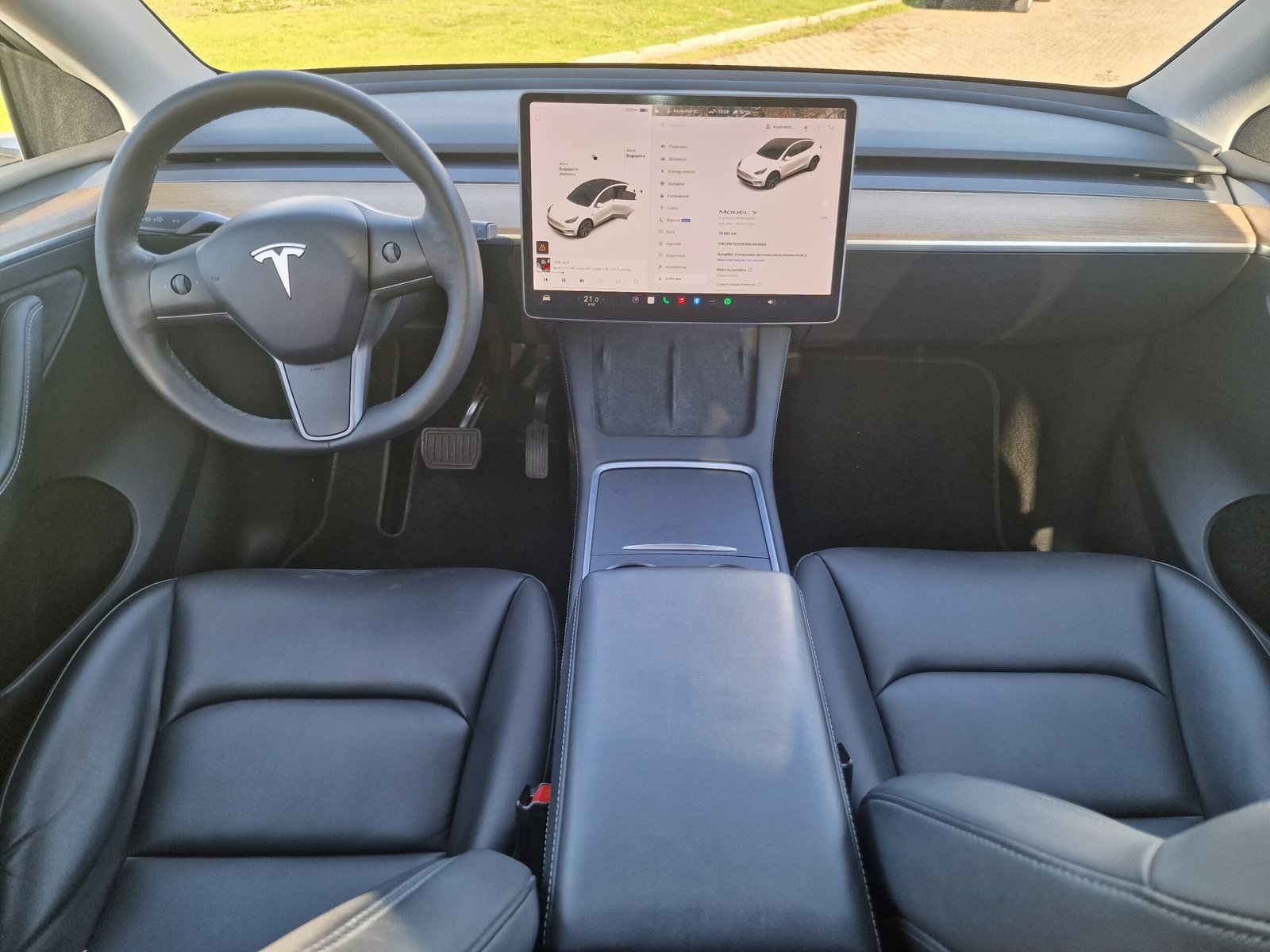 TESLA MODEL Y - LONG RANGE DUAL MOTOR AWD - Image 10
