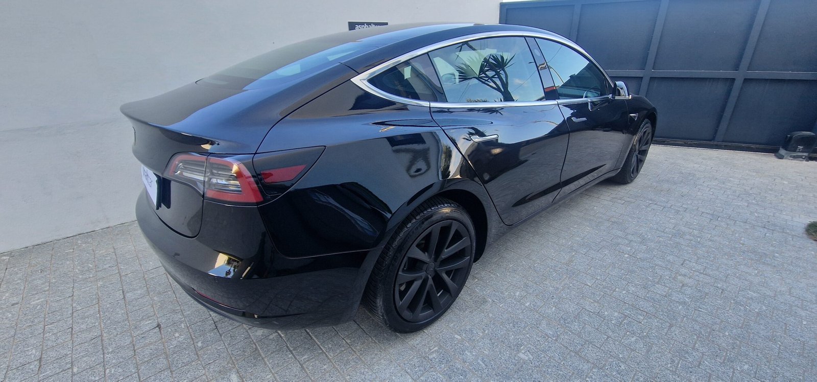 Tesla Model 3 Standard Range Plus - Image 13