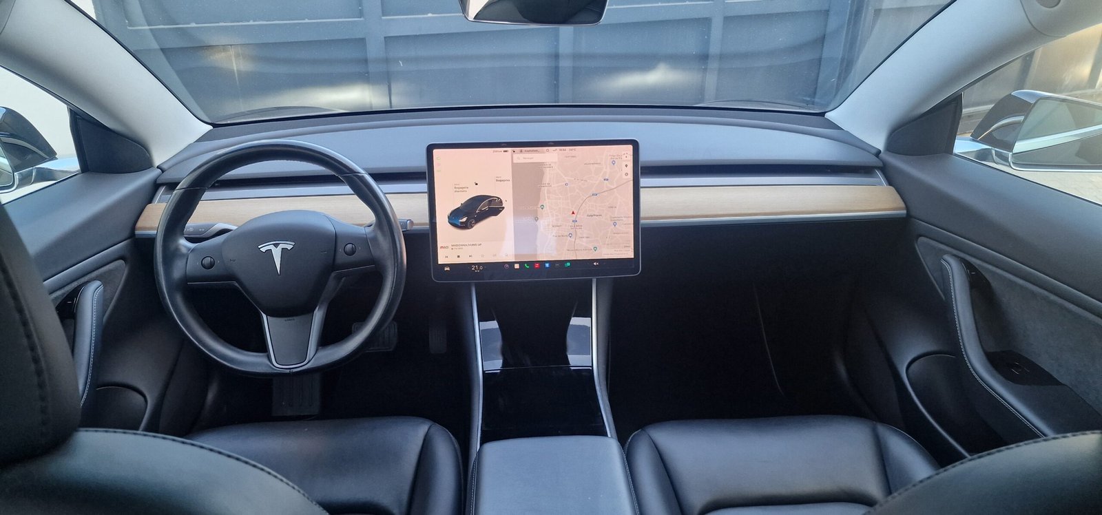 Tesla Model 3 Standard Range Plus - Image 16