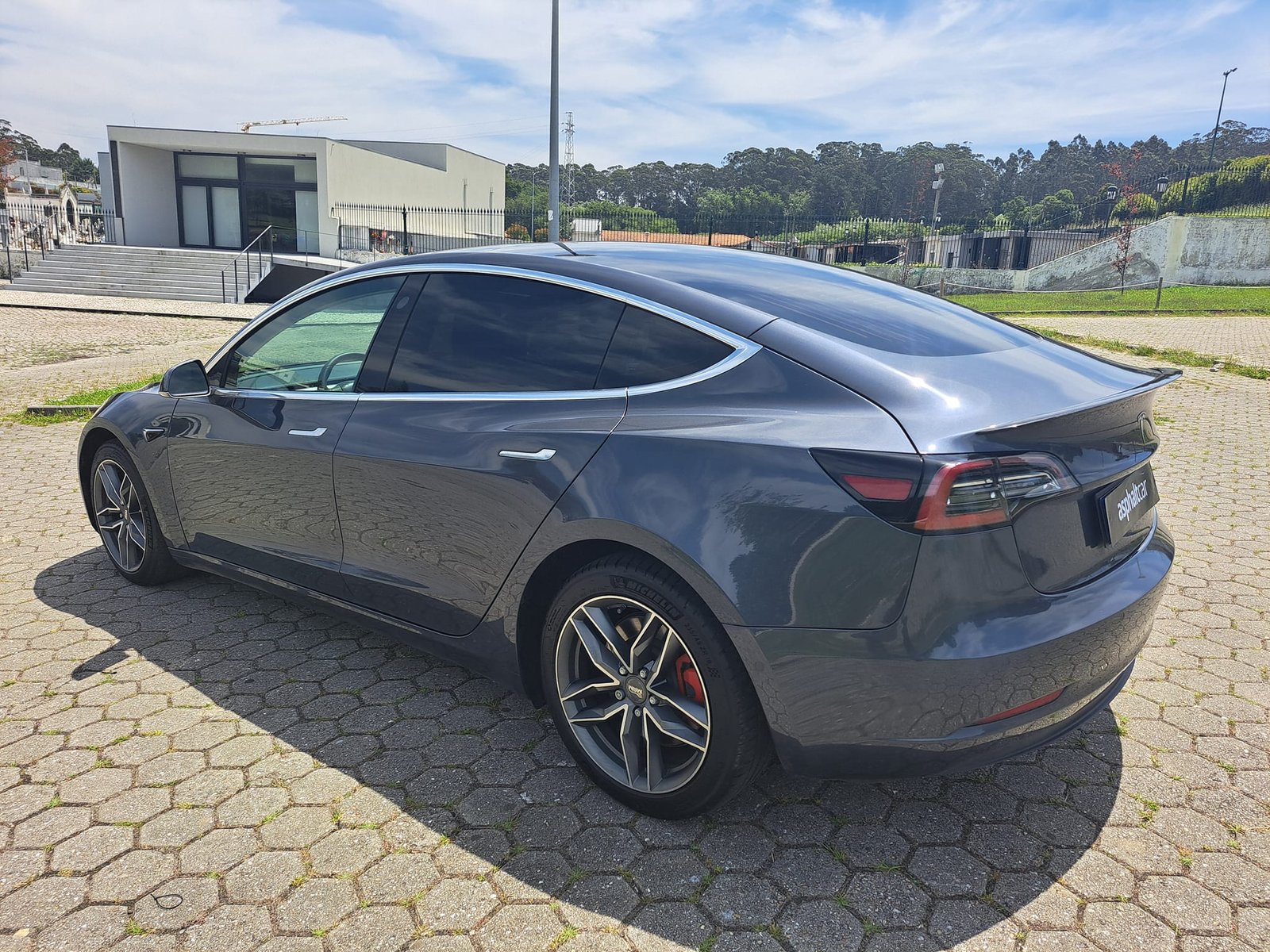 Tesla Modelo 3 Dual Motor - Image 13