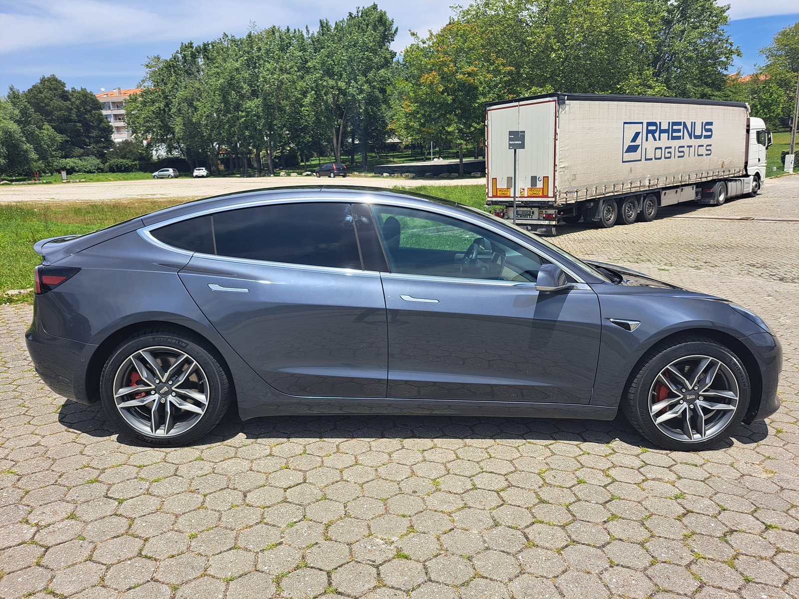 Tesla Modelo 3 Dual Motor - Image 15