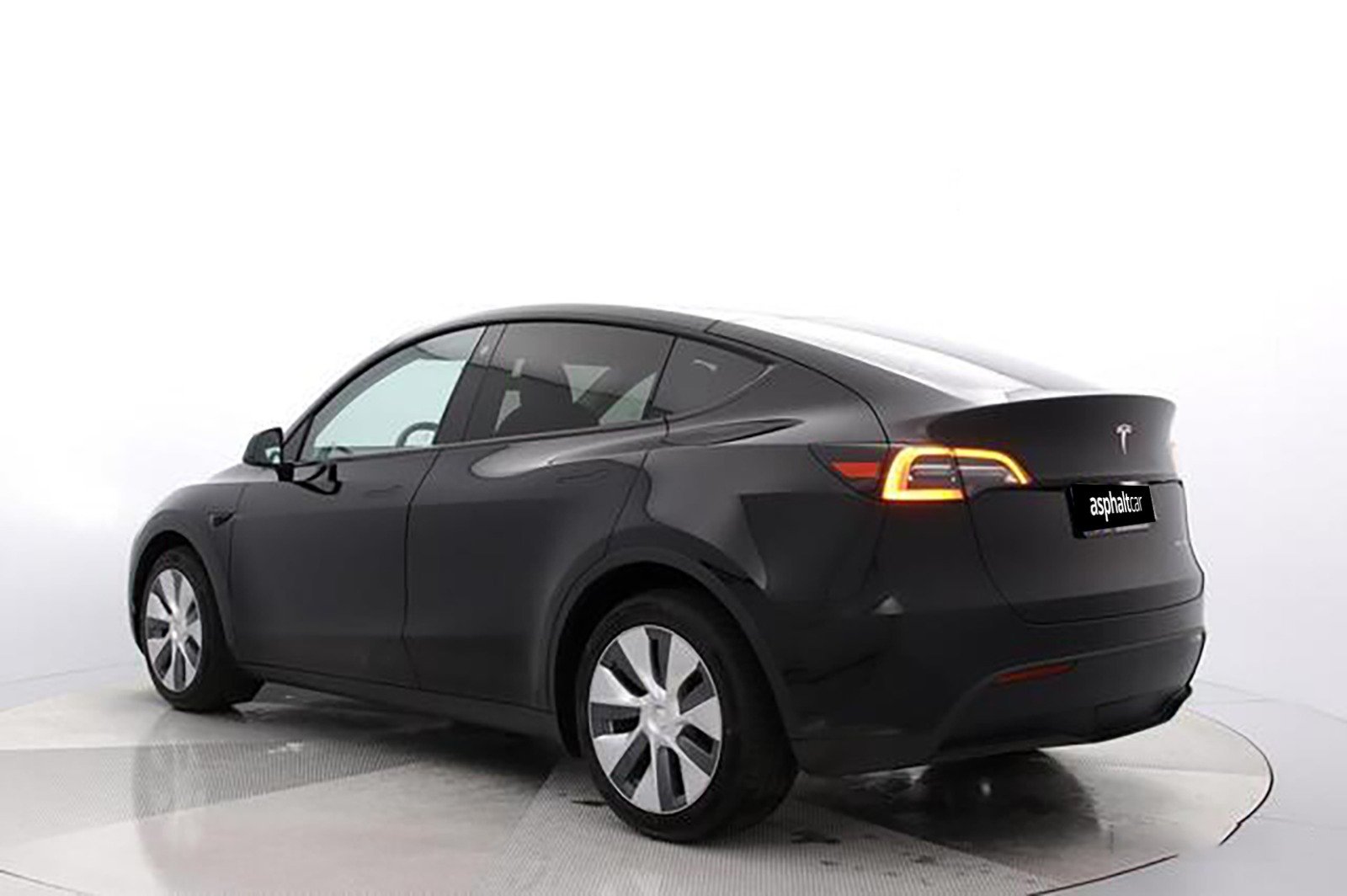 Tesla Modelo Y Long Range Dual Motor AWD - Image 18
